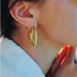NWOT Rendor Victoria Double Twisted Hoop Earrings in Plated 14k Gold